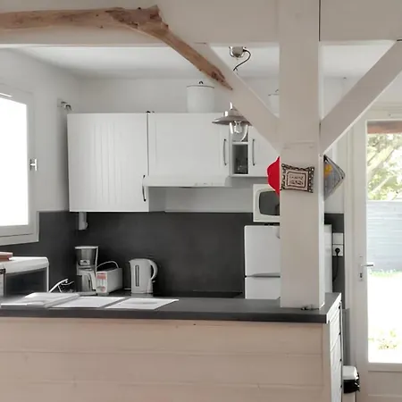 Maison Confortable A Clement Des Baleines Jardin Clos سا كليمو دي با