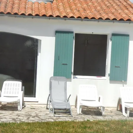 بيت للعطل Maison Confortable A Clement Des Baleines Jardin Clos *
